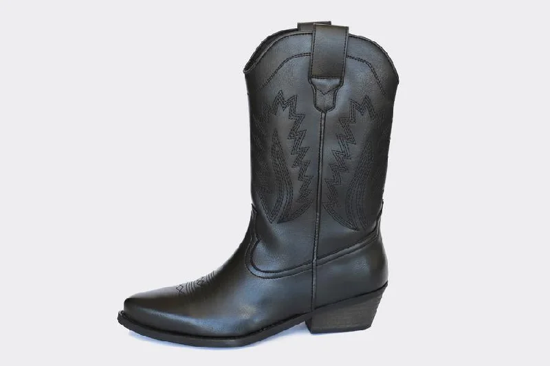 Lucky Cowboy Boot in Black from Good Guys